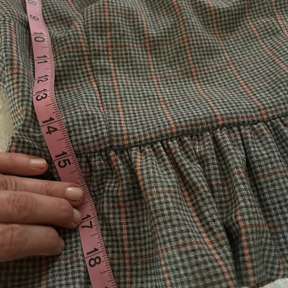 Excellent condition Antonio Melani size 2 grey windowpane plaid peplum tank. - Picture 10 of 10